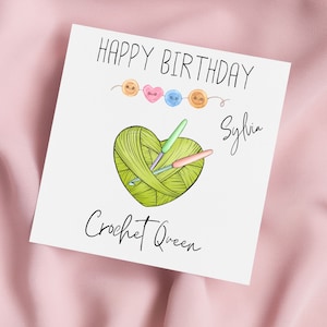 Carte d'anniversaire au crochet, carte au crochet, carte de la reine au crochet, carte d'anniversaire, carte personnalisée, carte de la reine au crochet