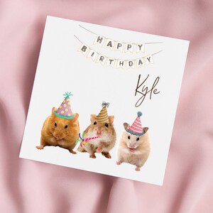 Carte d'anniversaire avec des hamsters dans des chapeaux de fête, carte de voeux, carte d'anniversaire de hamster, carte personnalisée
