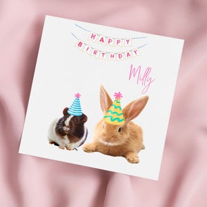 Carte d'anniversaire avec lapin et cobaye dans des chapeaux de fête, carte de voeux de lapin, carte de cochon d'Inde, carte de lapin, carte personnalisée