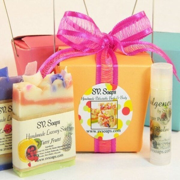 Soap and Lip Balm Gift Set by SV.Soaps
