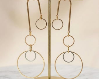 Asymmetric Mixed Metal Hoop Earrings, Geometric Arch Bar Dangle, Sculptural Statement jewelery, celestial 8.5x3cm