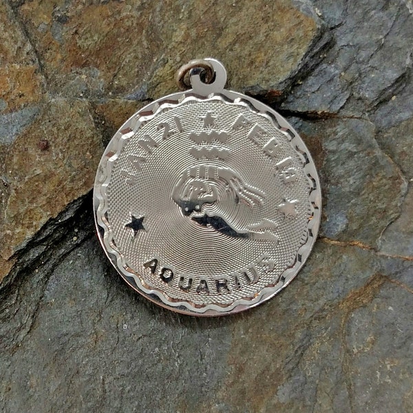 AQUARIUS Bracelet Charm, Vintage Sterling Silver, ZODIAC, ASTROLOGY, great condition