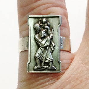 ST CHRISTOPHER RING, Vintage Religious Medal, Sterling Silver, sz 5.25, Catholic Saints Ring, Religious Jewelry