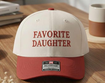 Cappello da camionista ricamato con scritta "Preferite Daughter", cappello personalizzato per papà, berretto da baseball regolabile, simpatico regalo per figlia, berretto minimalista per donna