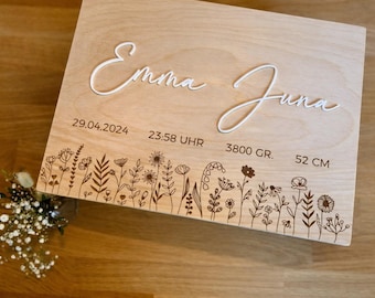 Personalized wooden baby keepsake box – Baby Box with 3D-printed name & floral pattern – Gift for birth or christening