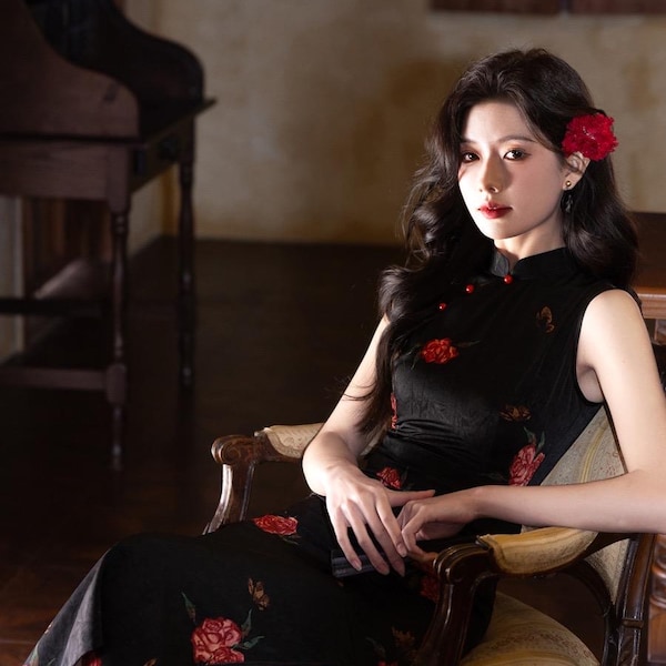 Black Sleeveless Cheongsam, Summer Chinese Qipao, long length Daily Wear