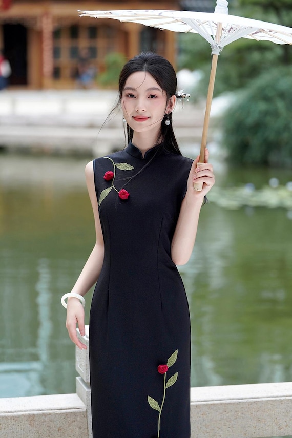 green emerald velvet dress The Rare Black Rose Wedding Dress 16 main image 1