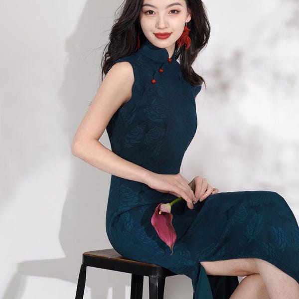 Cheongsam blu senza maniche, Qipao cinese estivo, abito lungo da indossare tutti i giorni