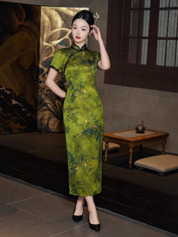 green bamboo dress Green Short Sleeves Floral Silk Qipao Cheongsam Dress with Bamoo Leaves –  Oriental Me main image 1