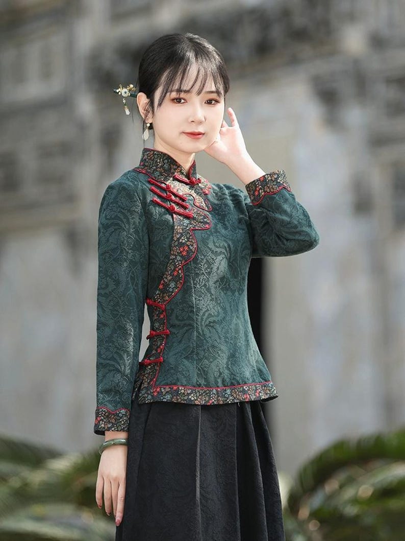 Vintage Style Cheongsam Top: Traditional Qipao Blouse With Frog Buttons ...