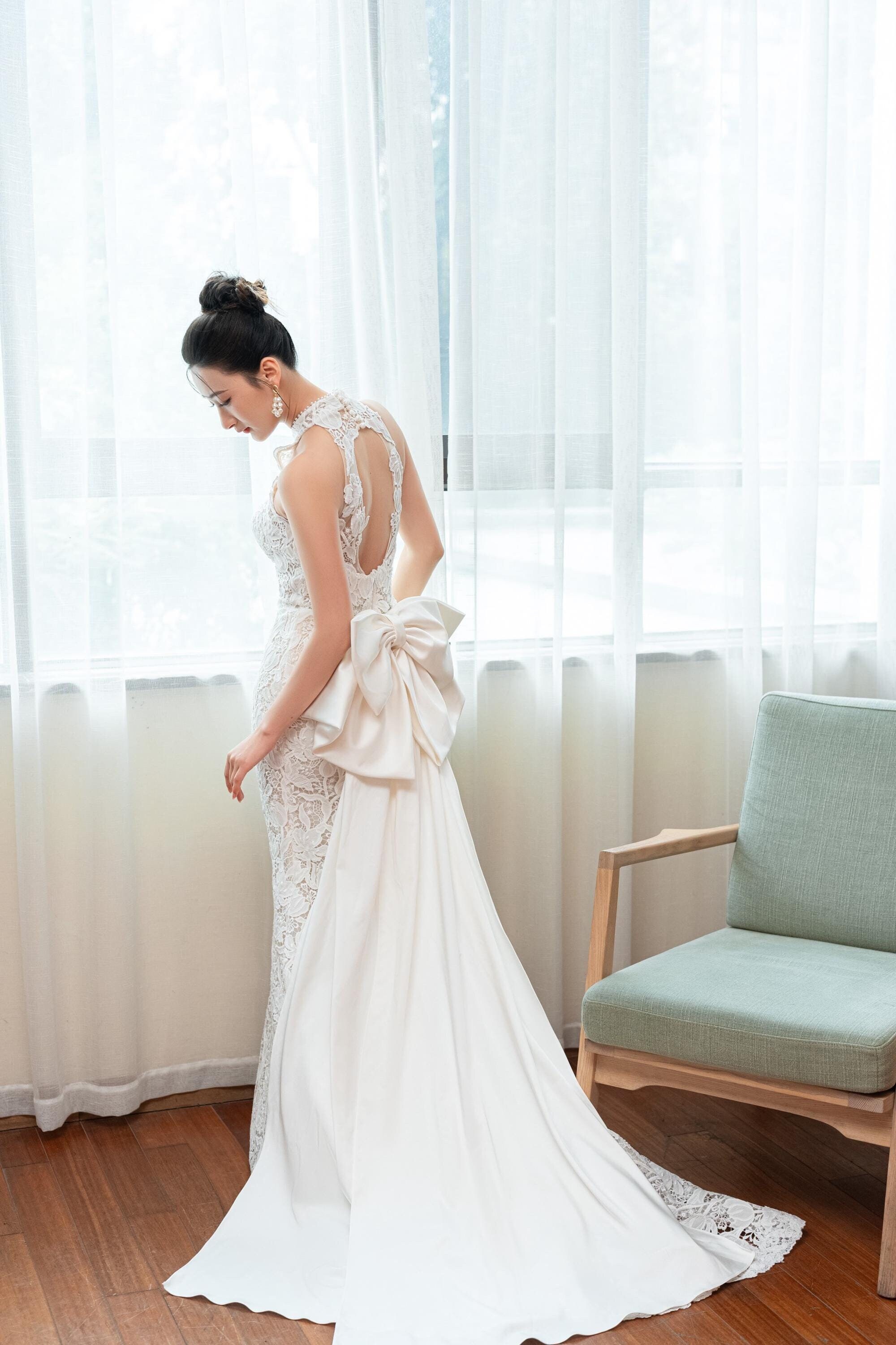 一番くじ ホロライブ ～Wedding Dress Style～ Customizable White Lace Wedding Dress Halterneck Maxi Qipao