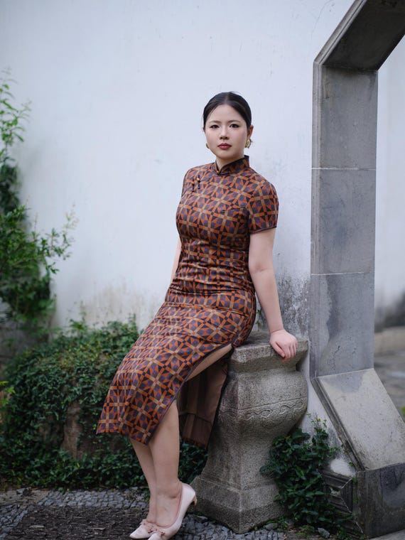 Vintage Shanghai Plaid Qi Pao: Short Sleeve Long Dress With 1930s Inspired  Pattern - Etsy