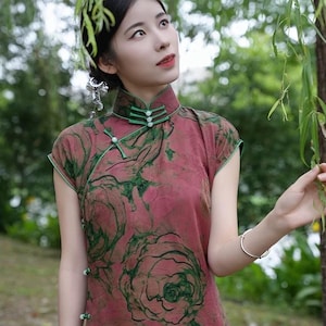 Mulberry Silk Short-sleeved long Cheongsam With Flowers Pattern Qipao Traditional Dress