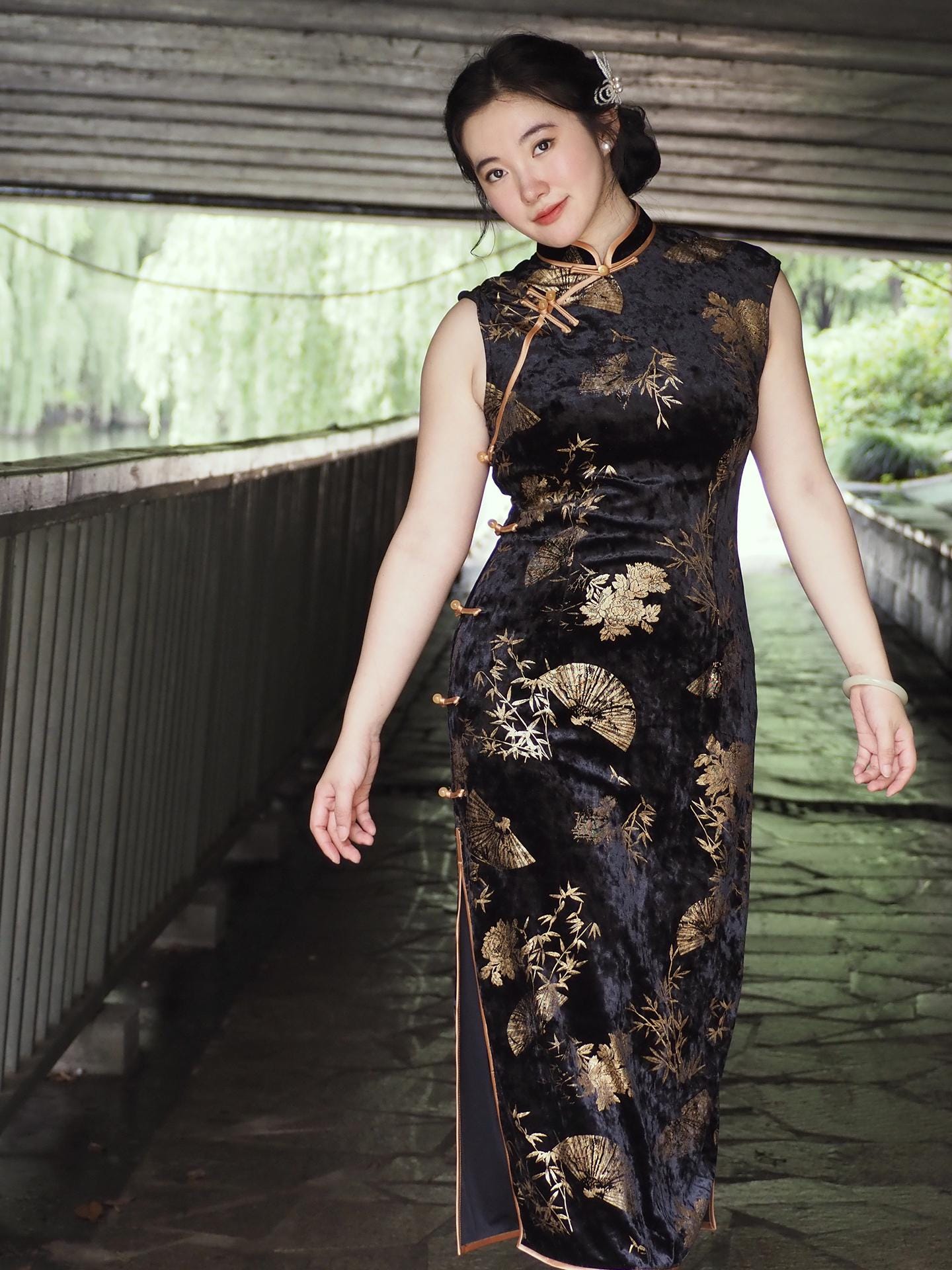 slim fit dress slacks Classic Black and Gold Mermaid Wedding Dresses with One Long Sleeve –  Rosymae main image 0