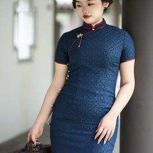 Plus Size Sapphire Blue Qipao Dress: Vintage 1930s Style Cheongsam