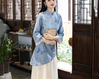 Beige en blauwe Qi Pao-jurk met twee lagen: moderne jurk in Ao Dai-stijl