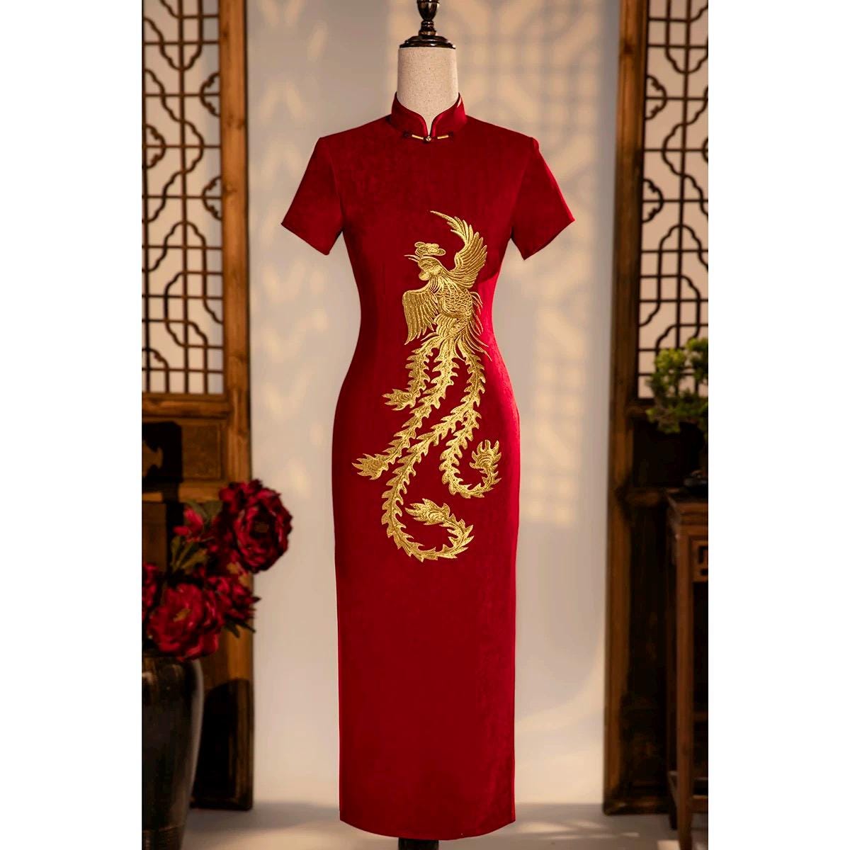 Wine Red Traditional Chinese Wedding Dress Velvet Cheongsam