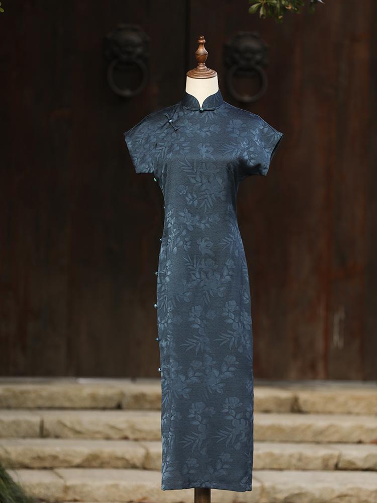 Navy Blue Asian Prom Dresses Uk Queendancer Women Navy Long Prom Dress With Appliques A-Line Navy Blue Asian Prom Dresses Uk Queendancer Women Navy Long Prom Dress With Appliques A-Line