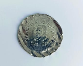 1970s-80s Philippines 25C Peso Waffle Error Coin: Ang Bagong Lipunan Collectible