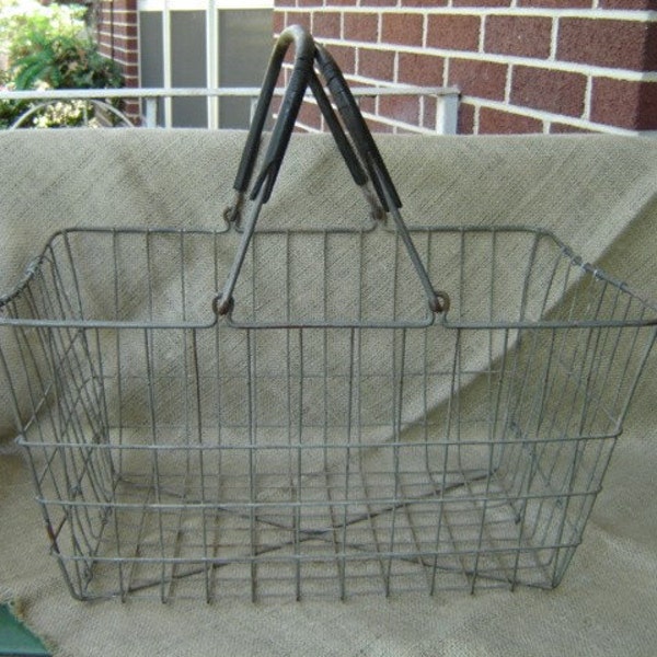 Vintage Industrial Large Wire Grocery Market Basket Farmhouse Chic
