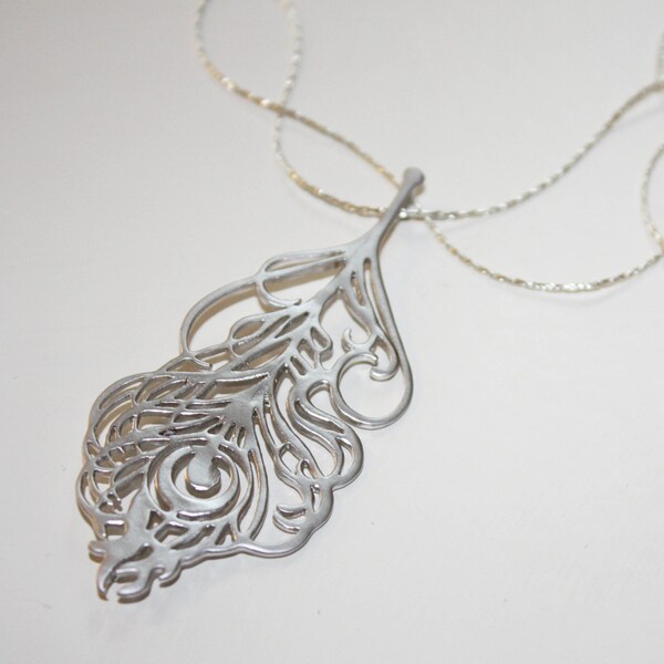 Silver Peacock Feather Filigree Pendant on 18 inch Platinum Chain