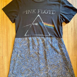 day pink floyd washed t-shirt dress Men's Black/Pink Floyd Loose Fit T-shirt