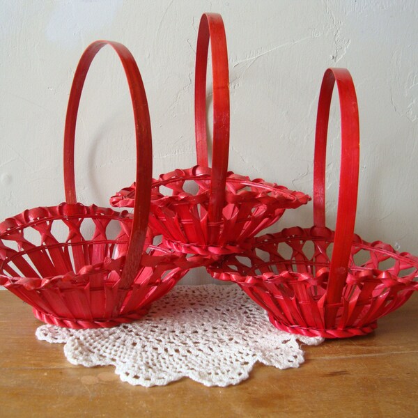 Valentine's Day gift baskets, red wood baskets, Vintage baskets, nesting baskets, decorative baskets, craft supplies, party favors, kids