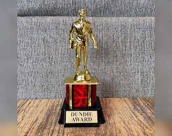 Prix Dundie. Le prix du bureau. Dunder Mifflin