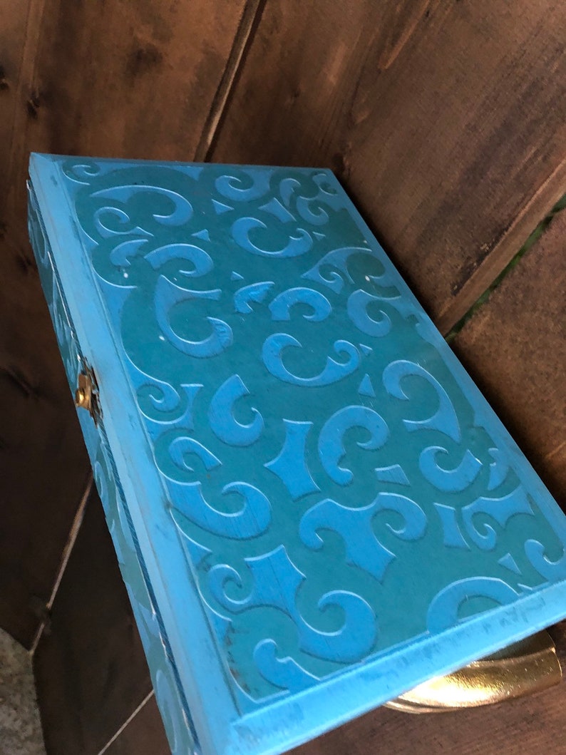 Blue cigar box jewelry box