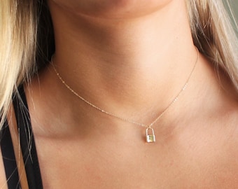 Dainty Gold Lock Necklace