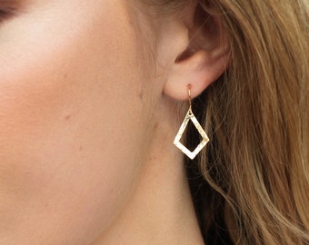 Gold Drop Earrings, Minimal Earrings Gifts for Her, 14kt Gold Filled Earrings, Gift for Women, Minimal Jewelry, Simple Gold Earrings