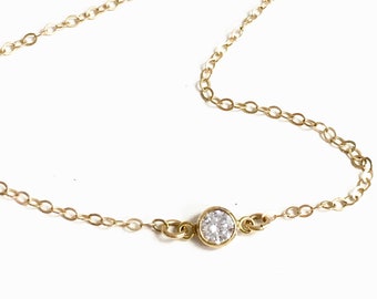 CZ Solitaire ketting, sierlijke ketting, gouden ketting, sierlijke sieraden, laagkettingen voor vrouwen, Solitaire ketting, CZ ketting