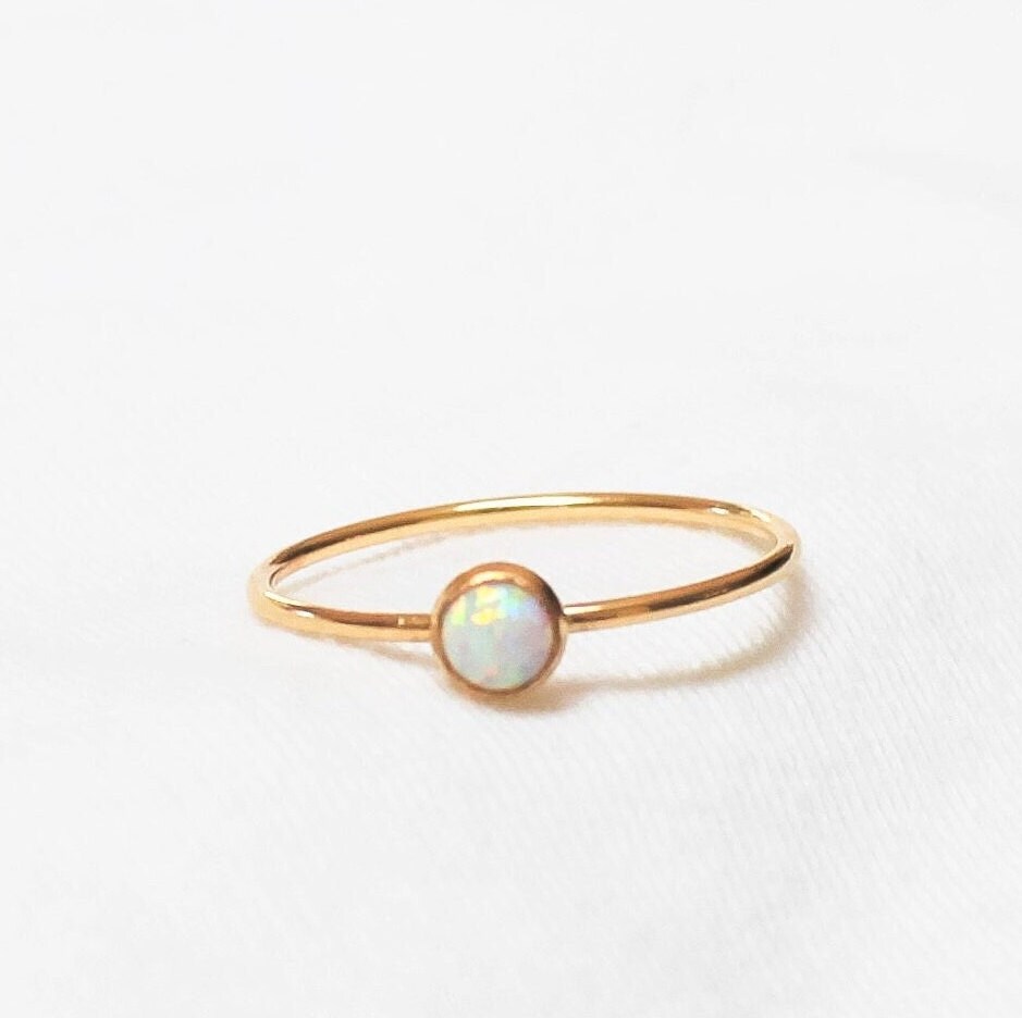 Small opal ring discount