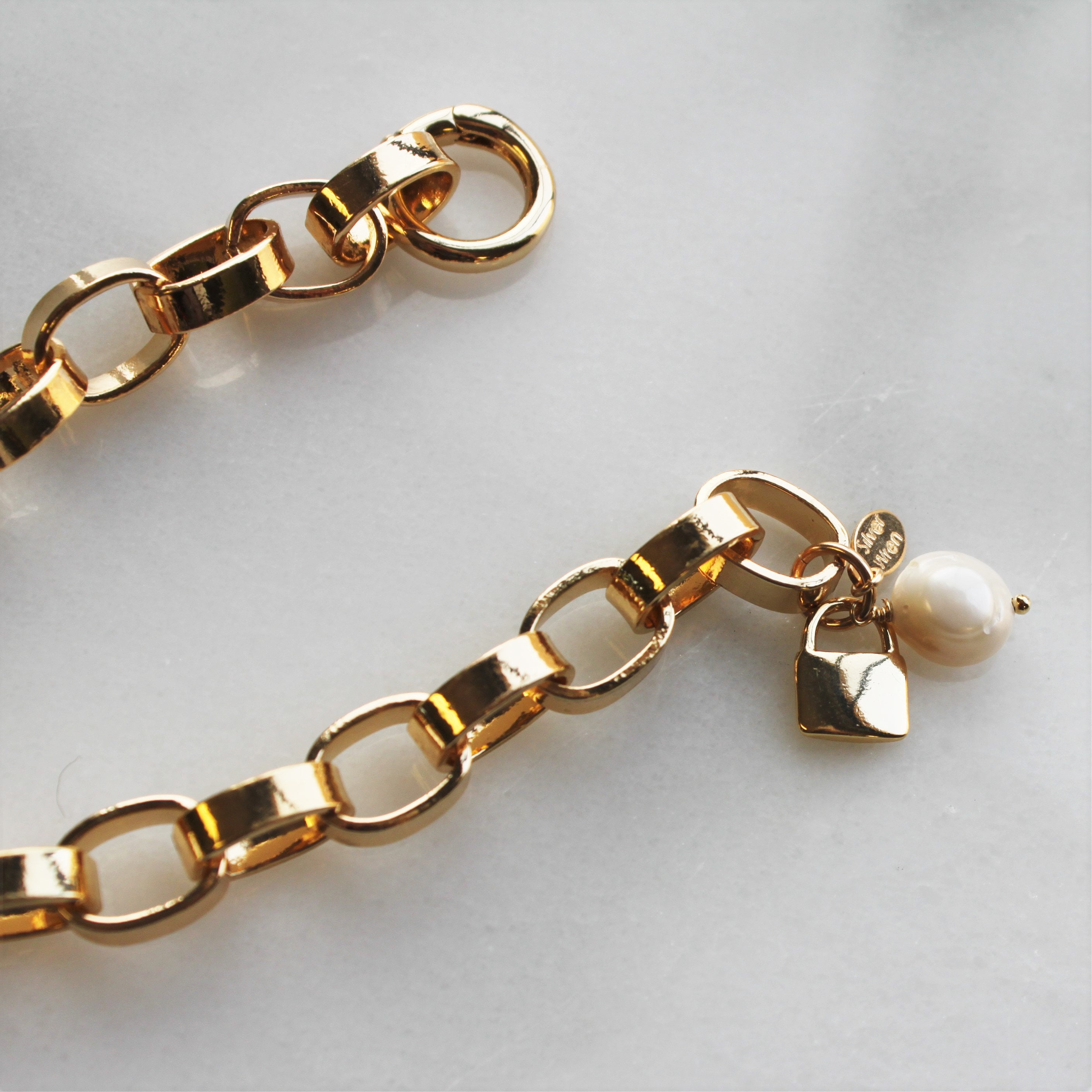 Extra Chunky Gold Bracelet Aura Collection