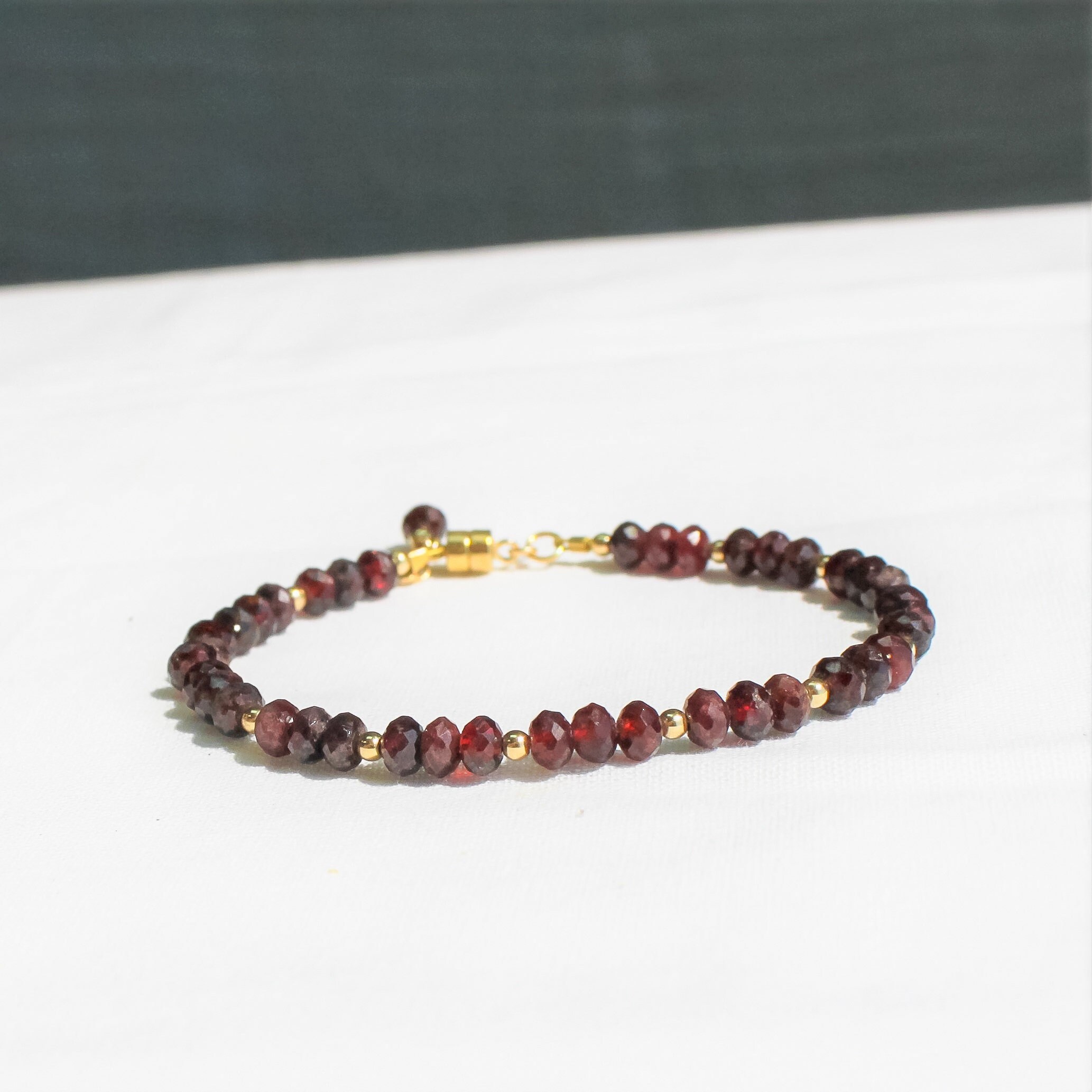 ★MISSOMA★ REVERSIBLE BEADED RED GARNET GEMSTONE BRACELET MISSOMA Reversible Beaded Garnet Gemstone Chain Bracelet in