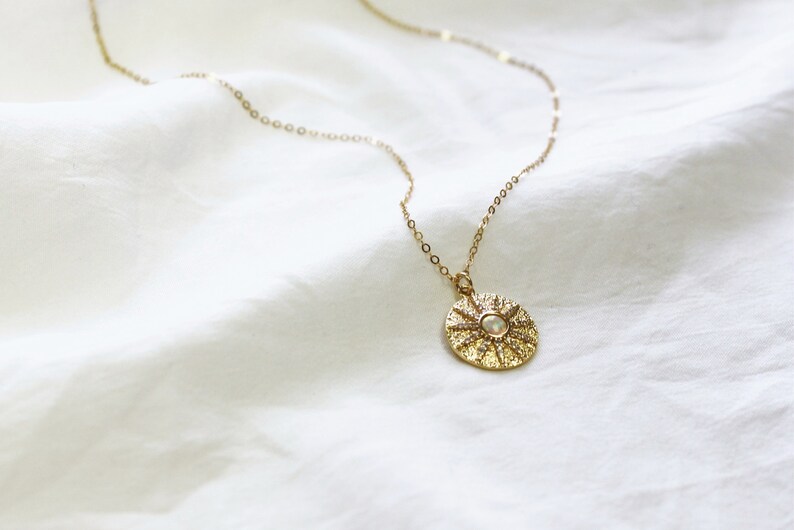 Gold Necklace Necklaces for Women Pendant Necklace Gift for Women Aura Coin Gold Jewelry Opal Sun Medallion Necklace Gold Jewelry