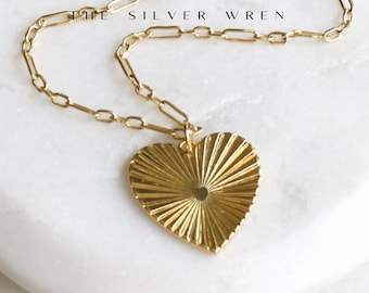 Gold Pendant Necklace, Heart Pendant Necklace Gold, Gold Necklace, Necklace, Jewelry, Necklaces for Women, Gifts for Her