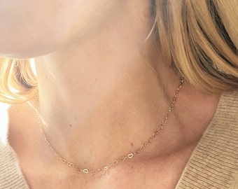 Dainty Heart Chain Necklace, Gold Necklace or Silver Dainty Necklace, Silver or Gold Necklace Dainty Chain Jewelry for Women The Silver Wren