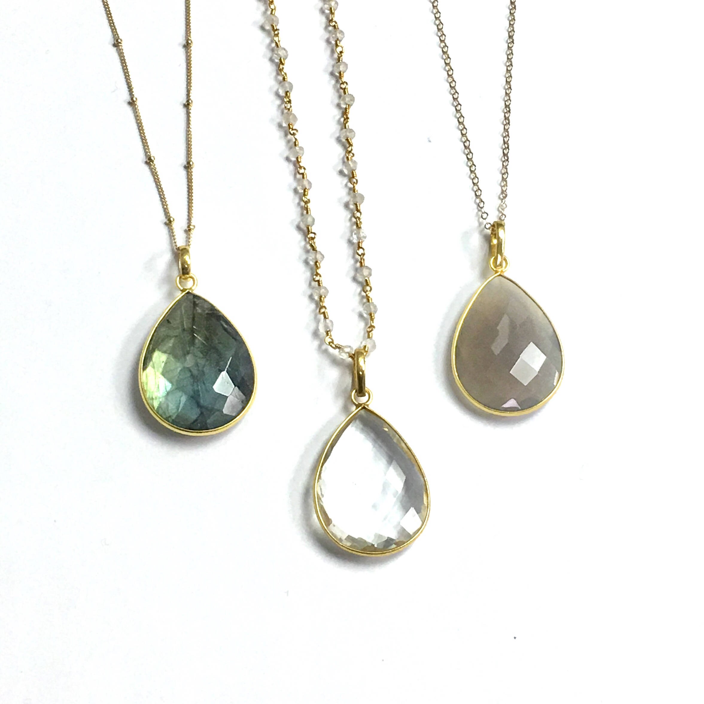 Long Pendant Necklace Teardrop Gold 