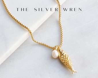 Fish Pendant Necklace Gold, Gold Chain Necklace, Gold Necklace, Necklace, Jewelry, Necklaces for Women, Gifts for Her