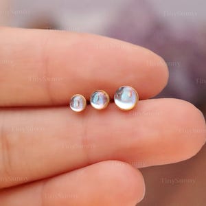 20G/18G/16G Titanium Moonstone Threadless Push Pin Labret, Moonstone Flat Back Earring, Cartilage Stud, Nose Stud, Tragus Conch Helix Stud