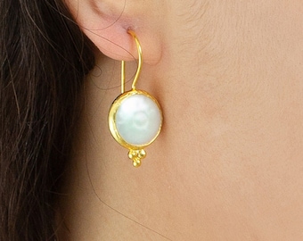 Pearl Earrings with three balls made with solid 925K sterling silver coated in 18K gold vermeil, genuine natural real coin shape pearls