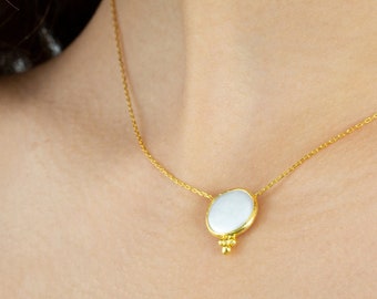 Pearl Necklace with three balls made with solid sterling silver and coated in 18K gold