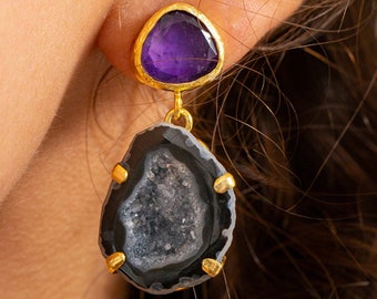 Black Agate Geode Earrings with free form Amethyst stones, Natural Geode Slice, Druzy Agate Drop, Amethyst dangling long earrings