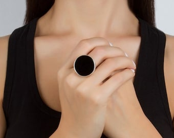 Onyx Großer Ring, Schwarzer Runder Grobring, Silber Schwarzer Onyx Ring, Coctail Ring, verstellbarer Statement Ring, Geburtsstein Ring, Oversize Edelstein Ring