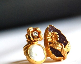 Drop Cut Raw Amethyst Ring with a Flower, a Pearl and a Diamond like Zircon Stone