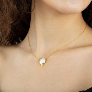 Only One Pearl Necklace image 10