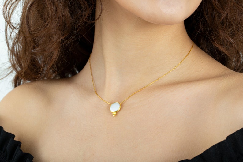 Only One Pearl Necklace image 10