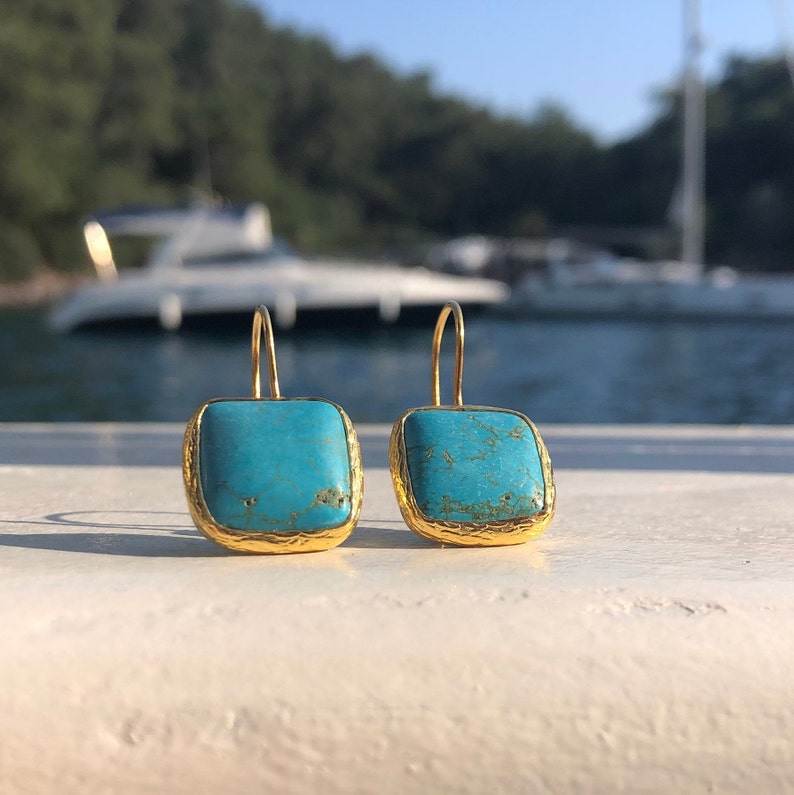 Petites boucles d'oreille de place de turquoise image 7