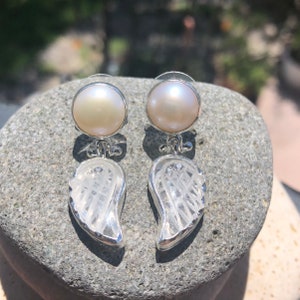 White Angel Wing dangling silver Earrings, with clear quartz carved gemstones and pearls